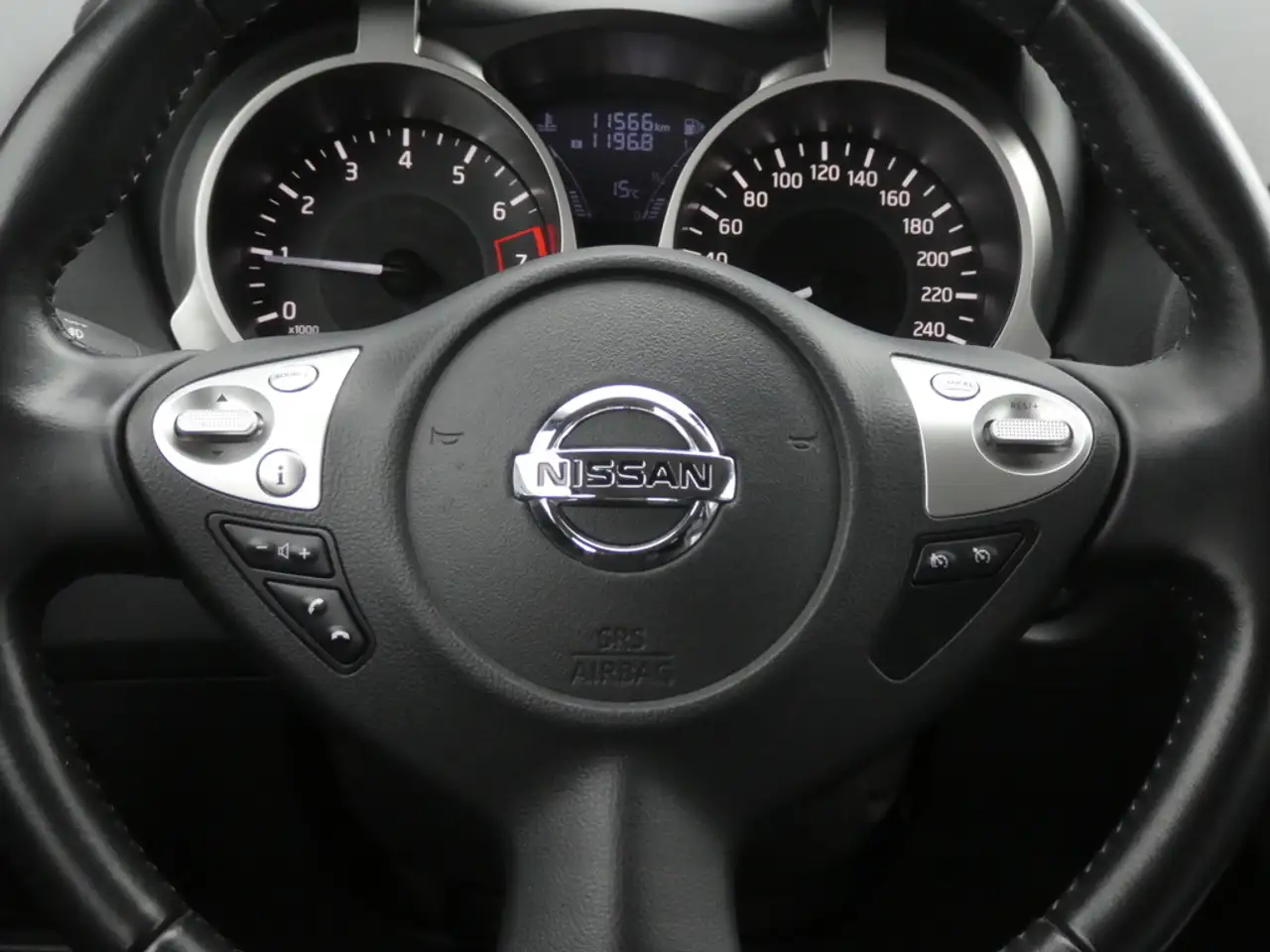 Nissan Juke - 8