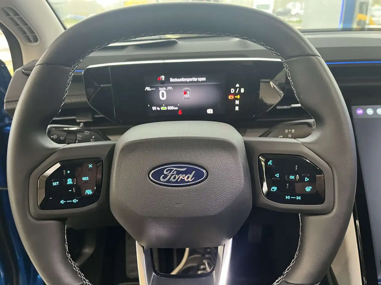 Ford Explorer - 11