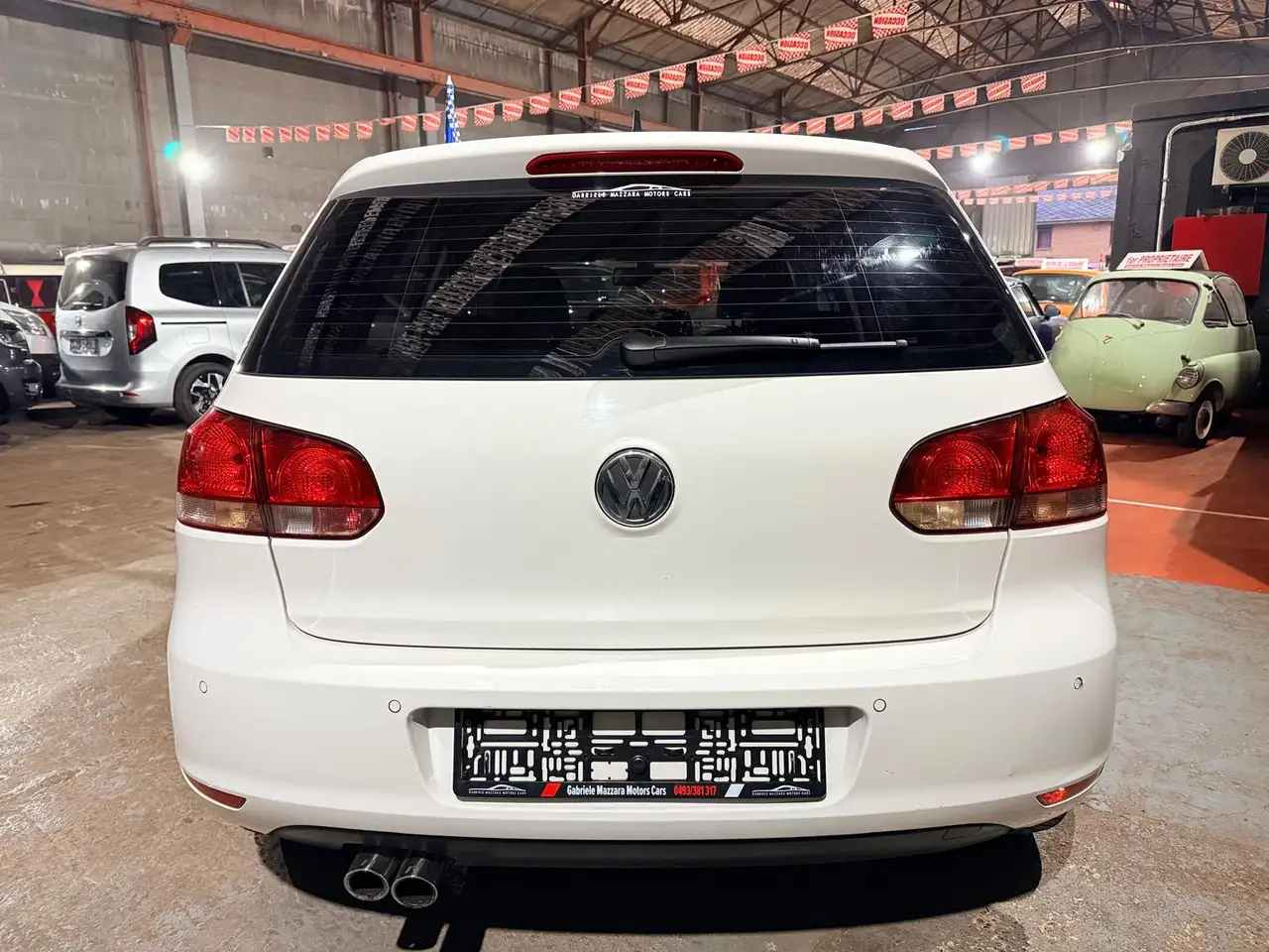 Volkswagen Golf - 6