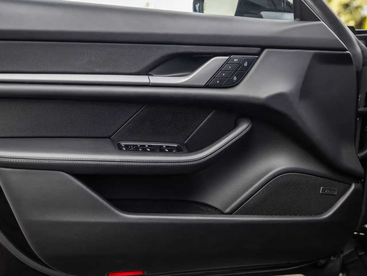 Porsche Taycan - 6