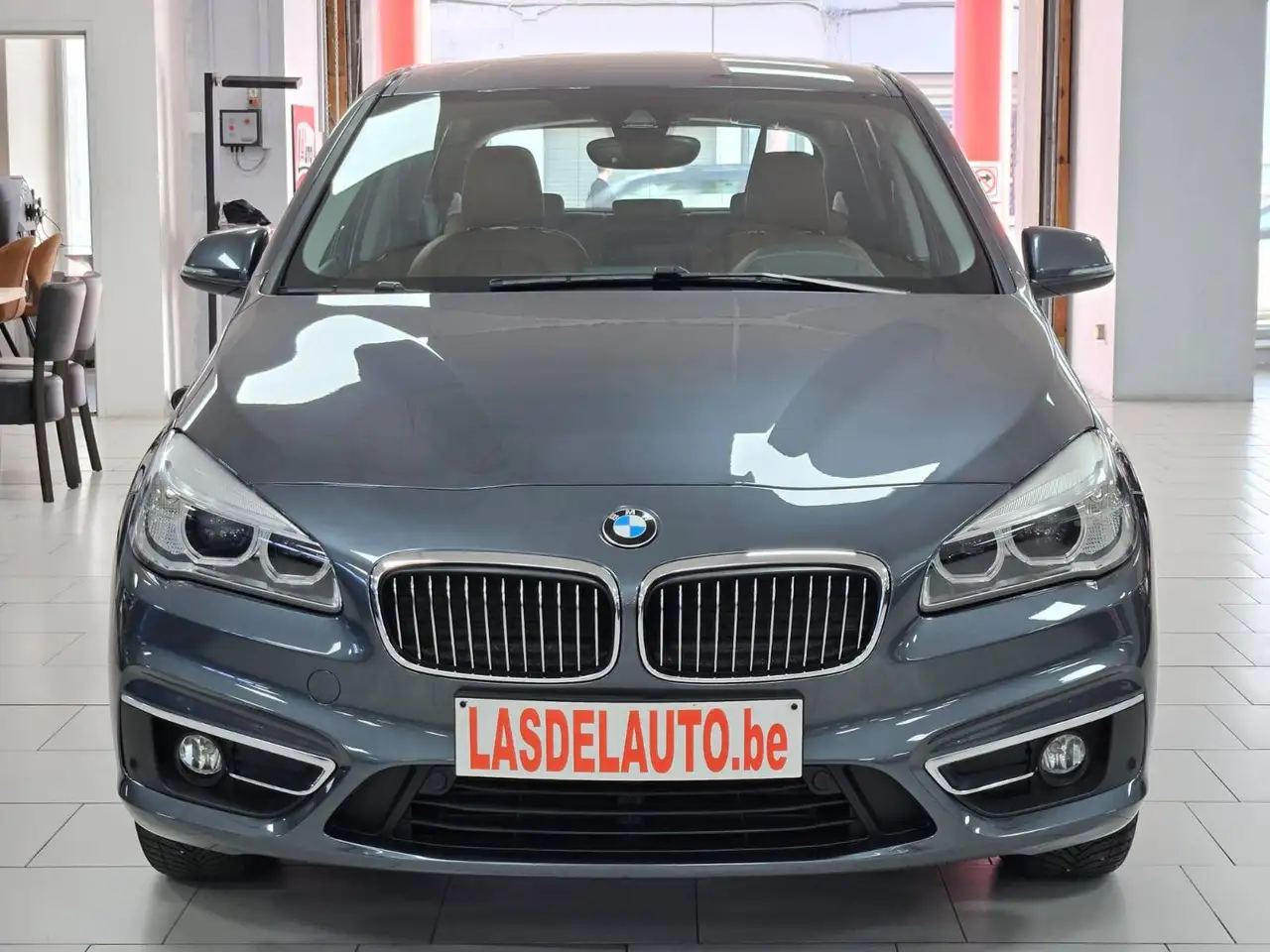 BMW 216 - 8