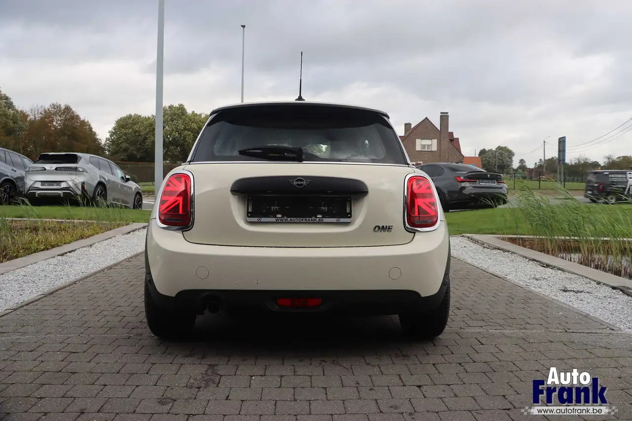 MINI One - 6