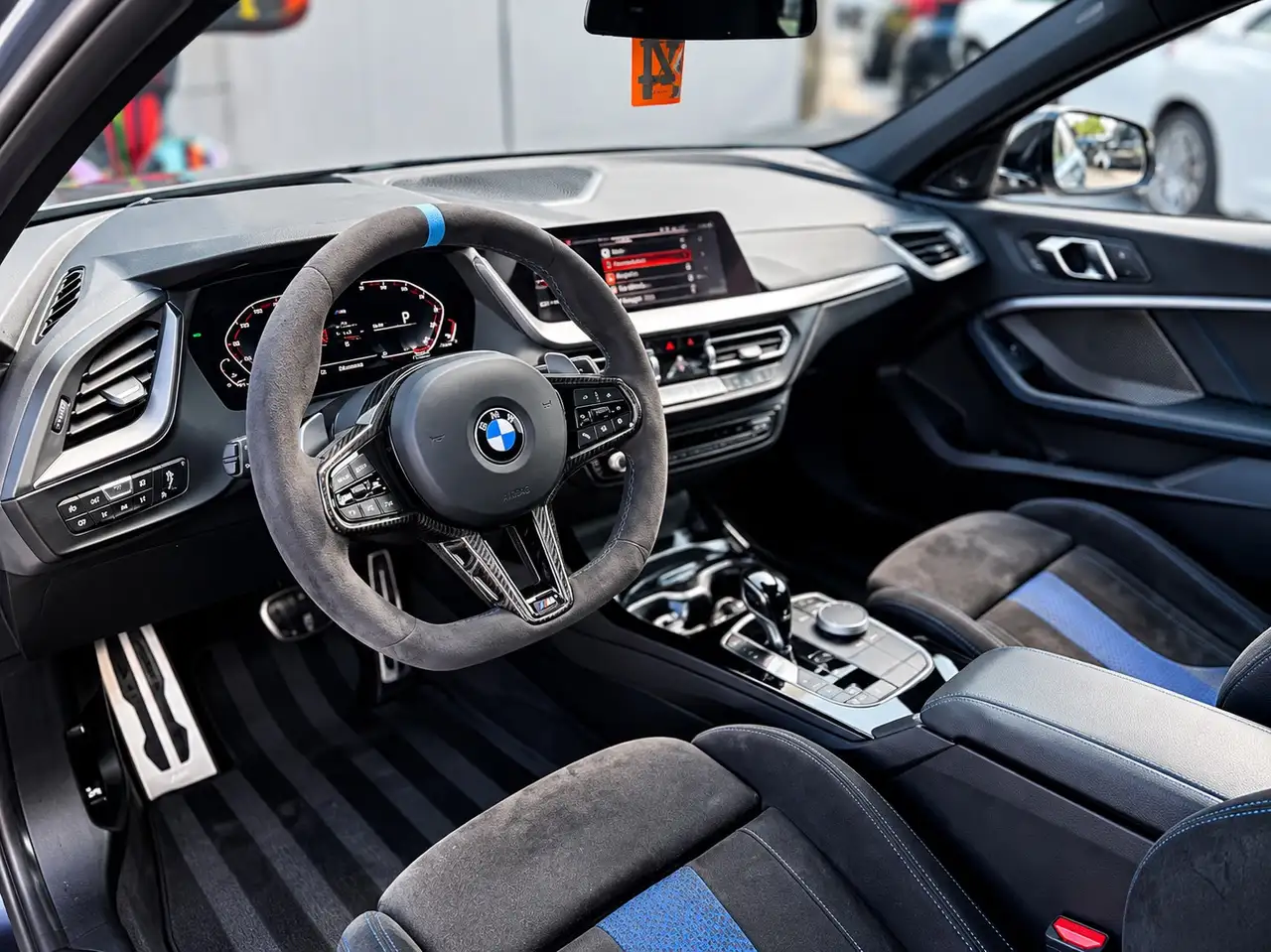 BMW 118 - 12