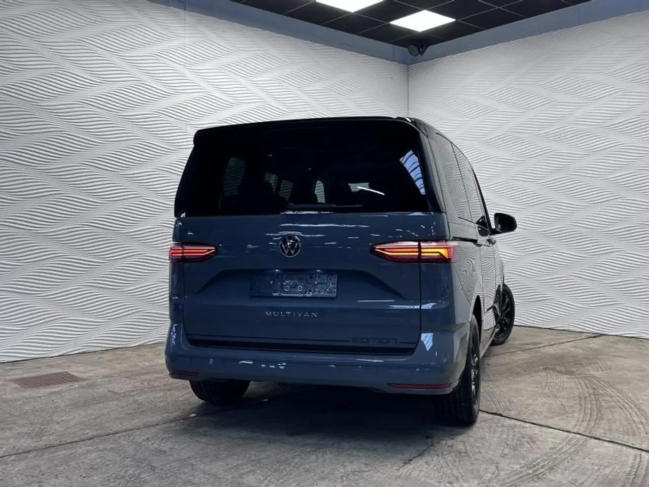 Volkswagen T7 Multivan - 9