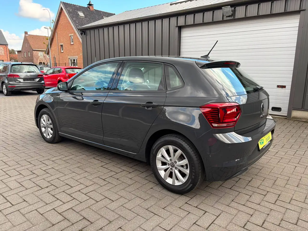 Volkswagen Polo - 7
