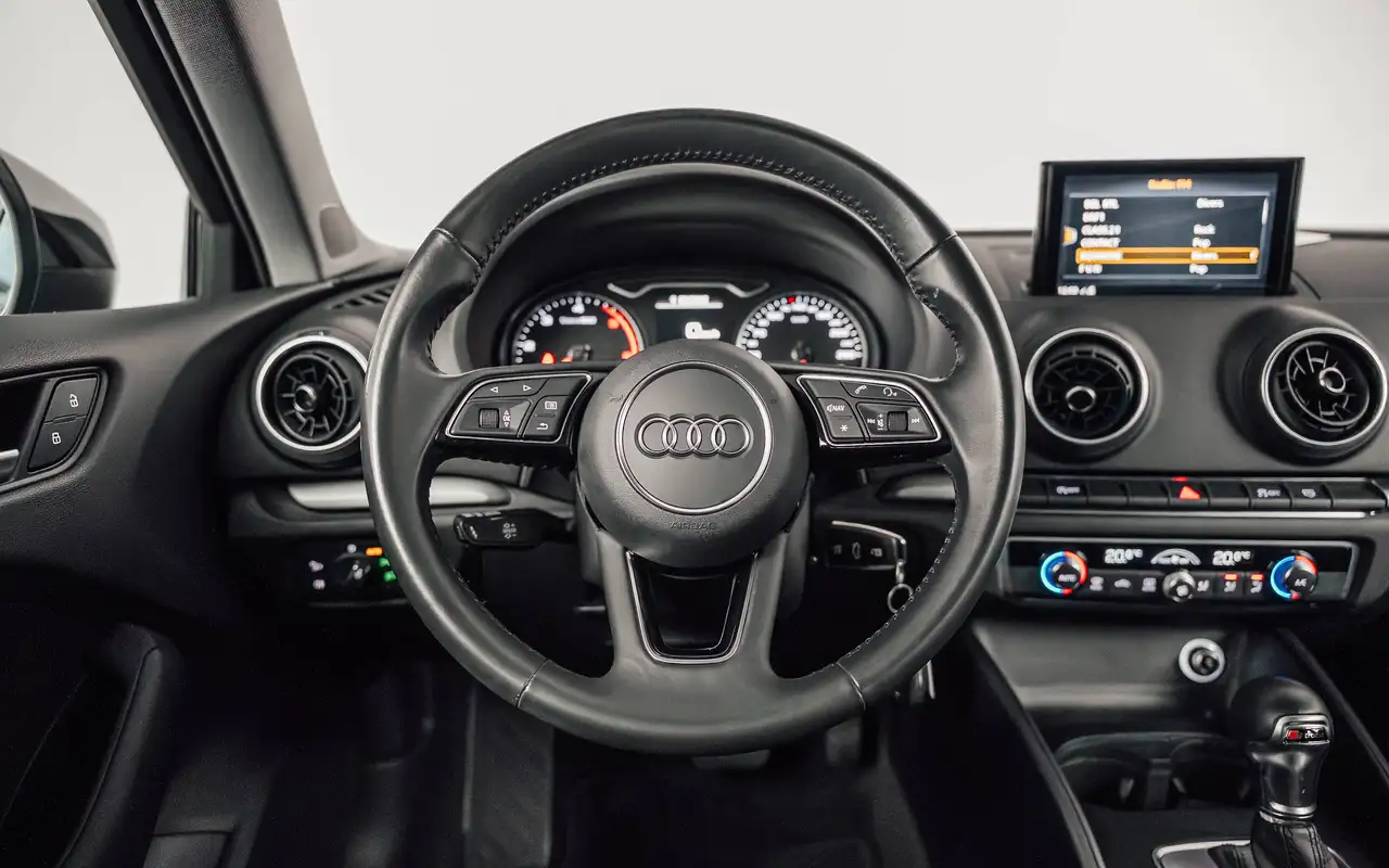 Audi A3 - 12