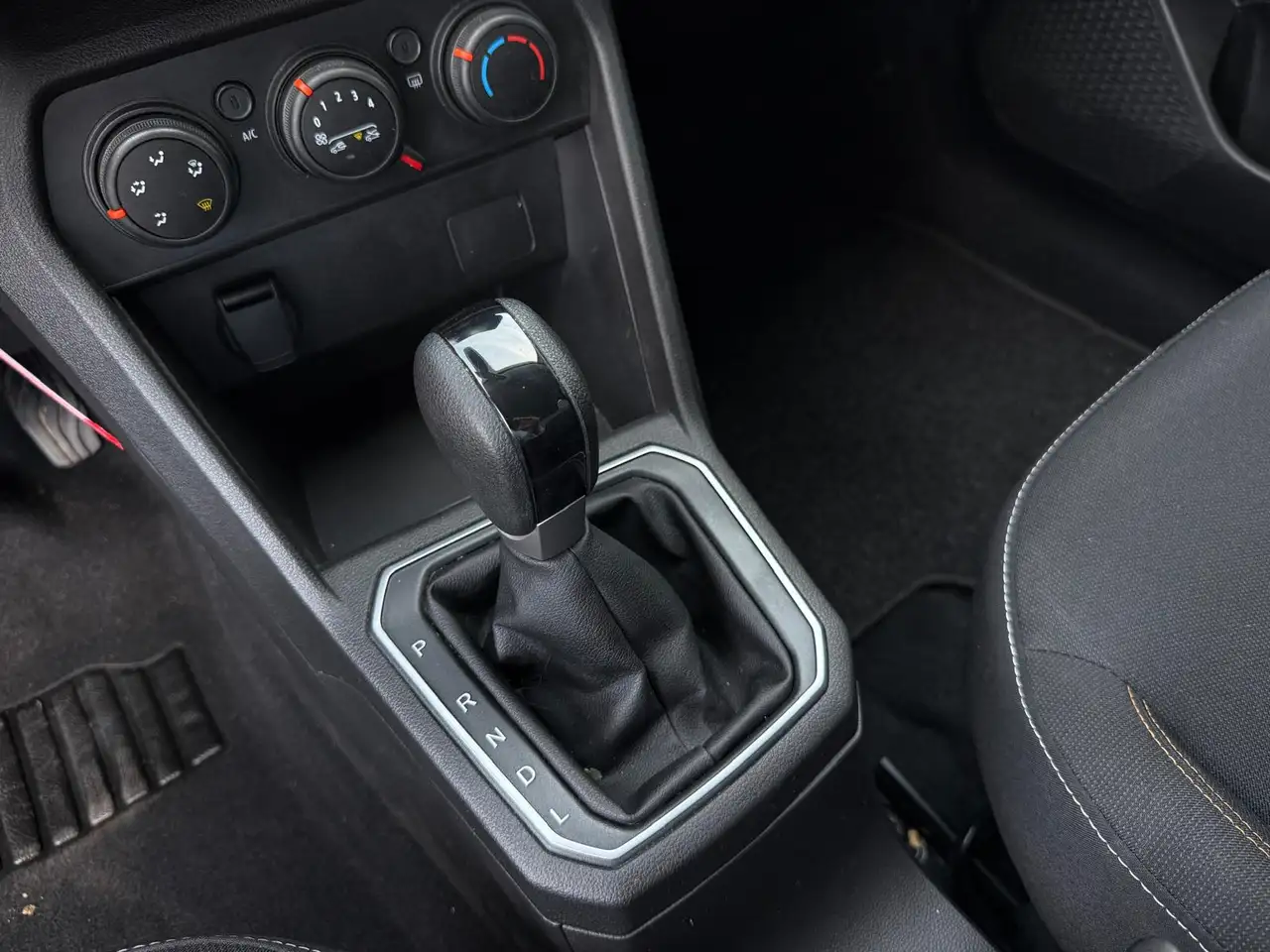 Dacia Sandero - 12