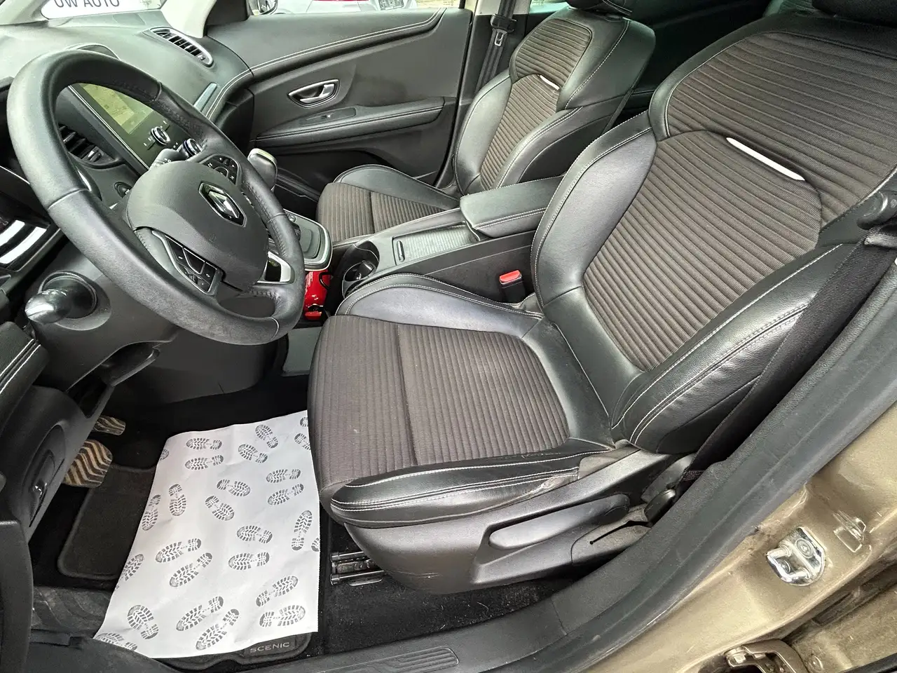 Renault Scenic - 12