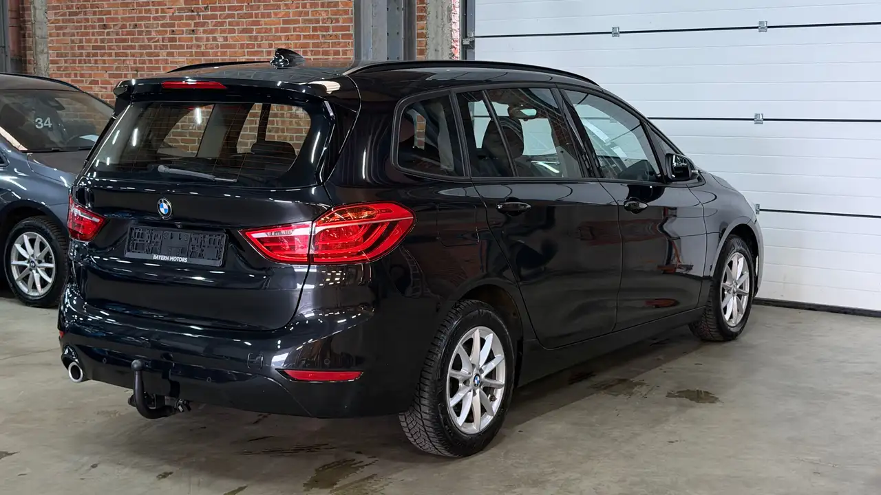 BMW 216 - 3