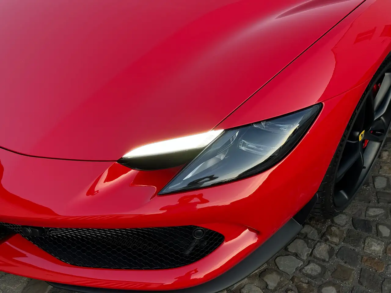Ferrari 296 GTB - 10