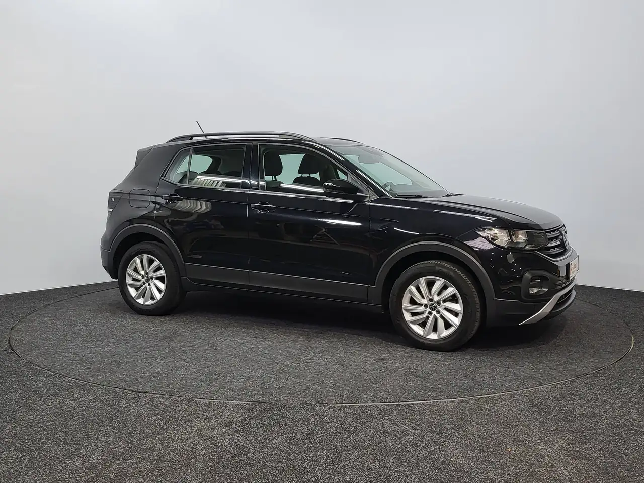 Volkswagen T-Cross - 8