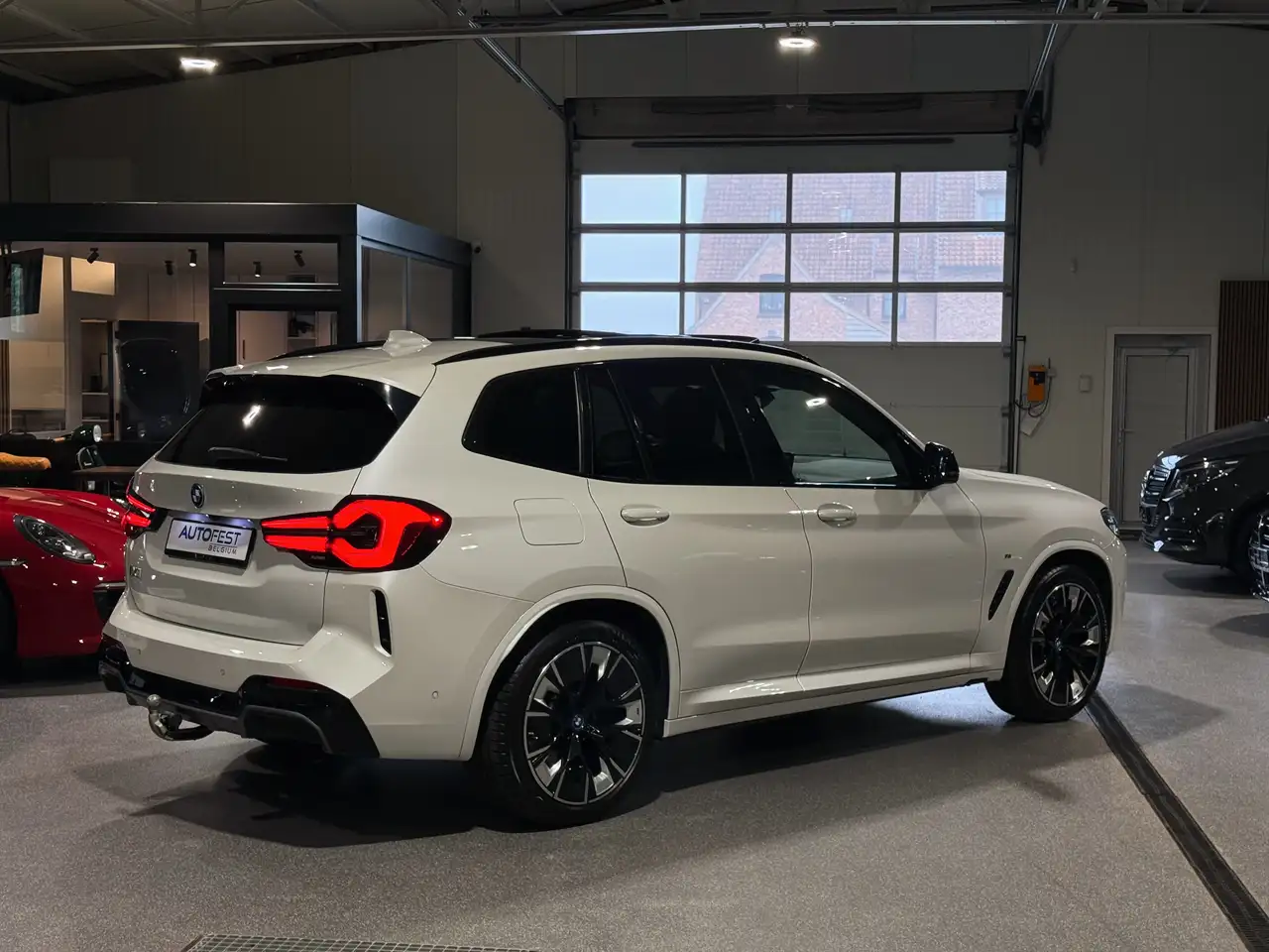BMW iX3 - 7