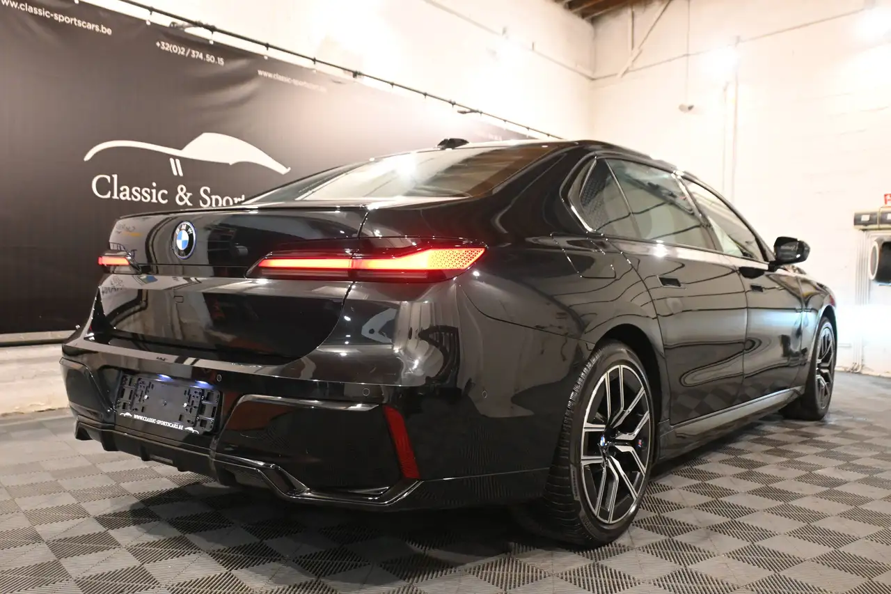 BMW 750 - 6
