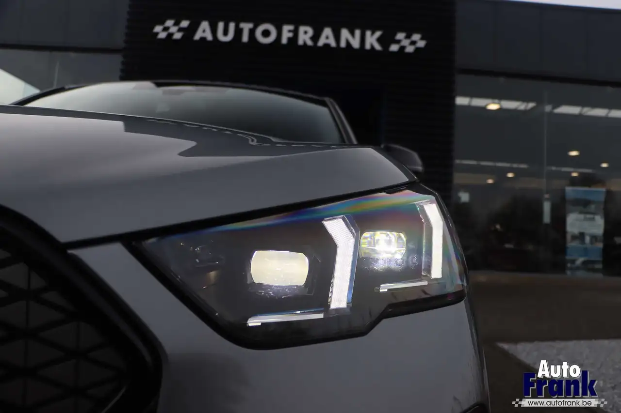 BMW iX2 - 10