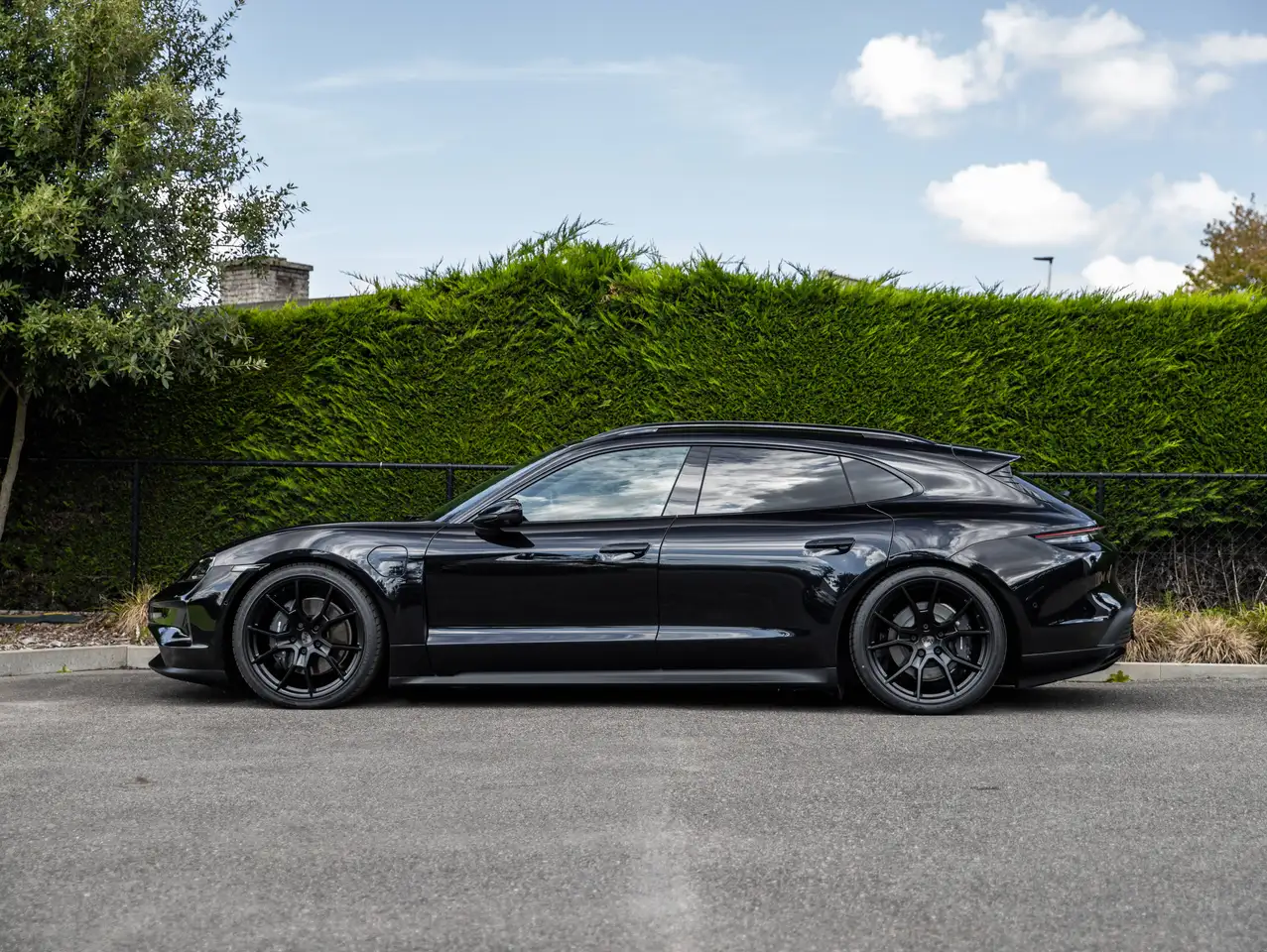 Porsche Taycan - 3