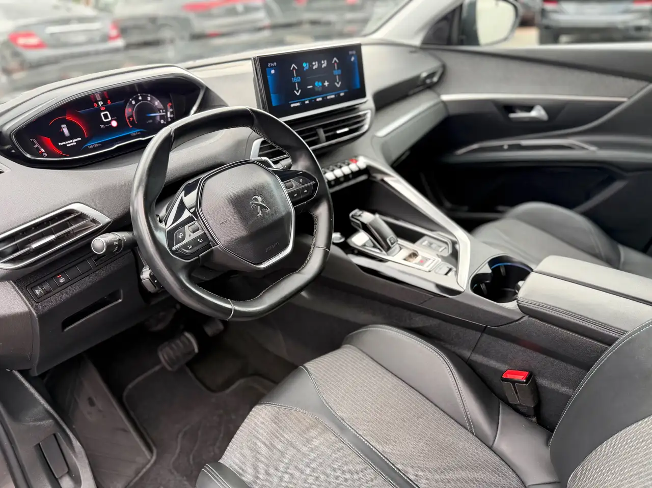 Peugeot 5008 - 11