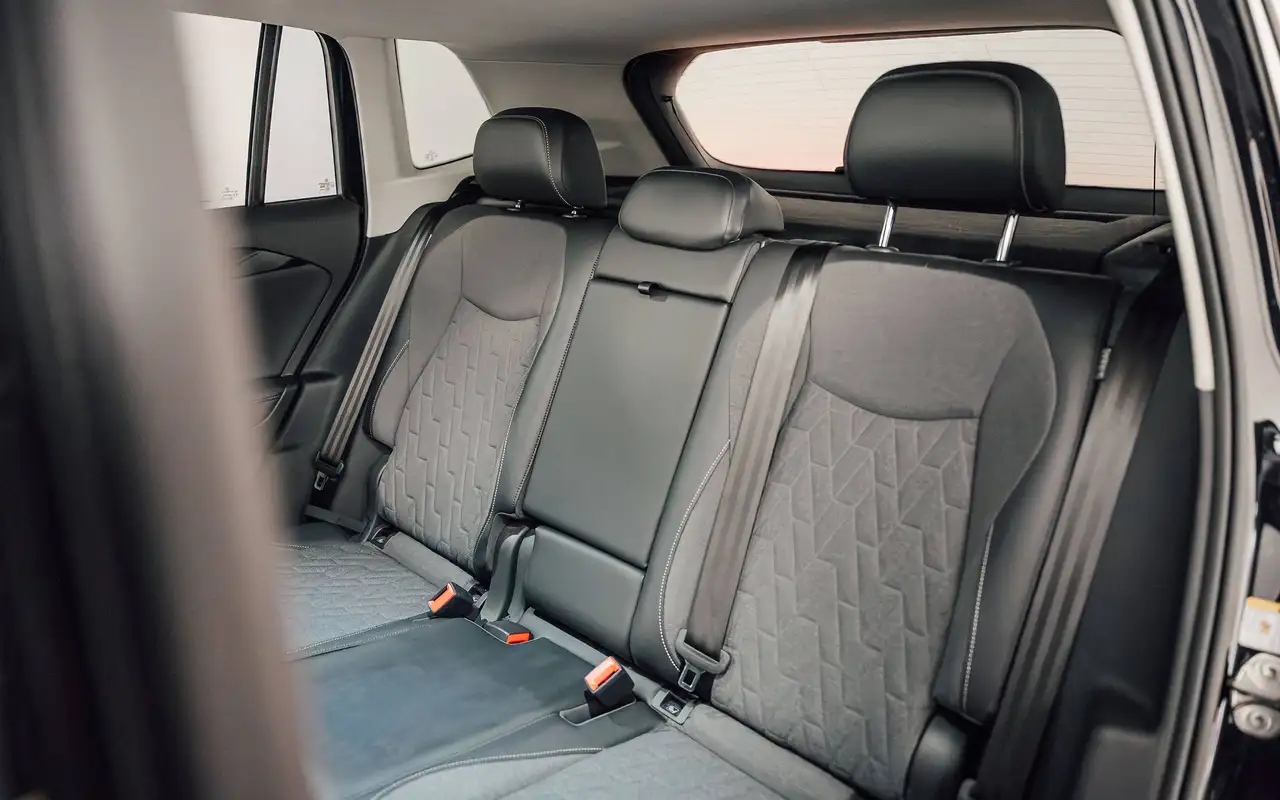 Volkswagen Tiguan - 9