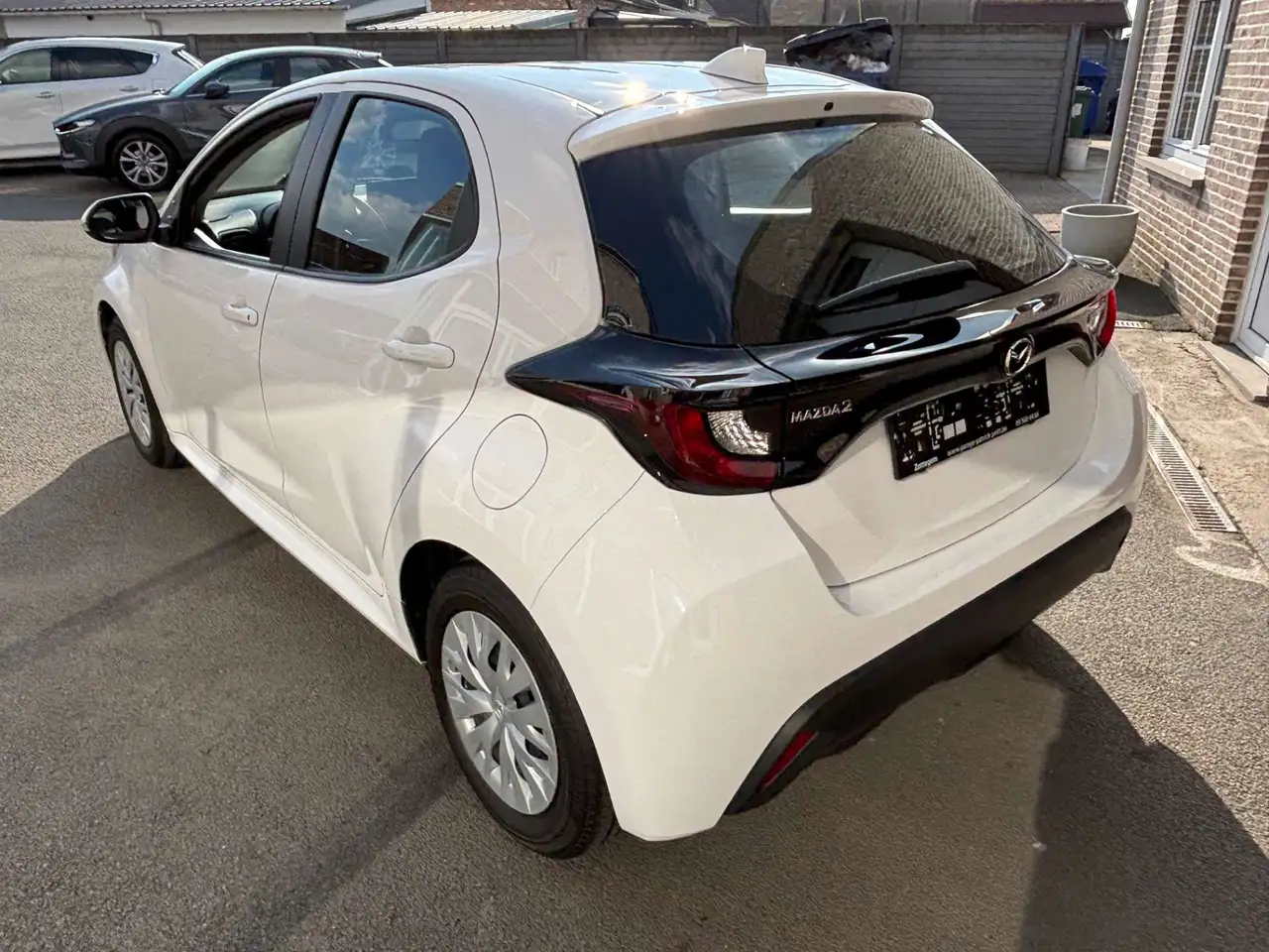 Mazda 2 - 4