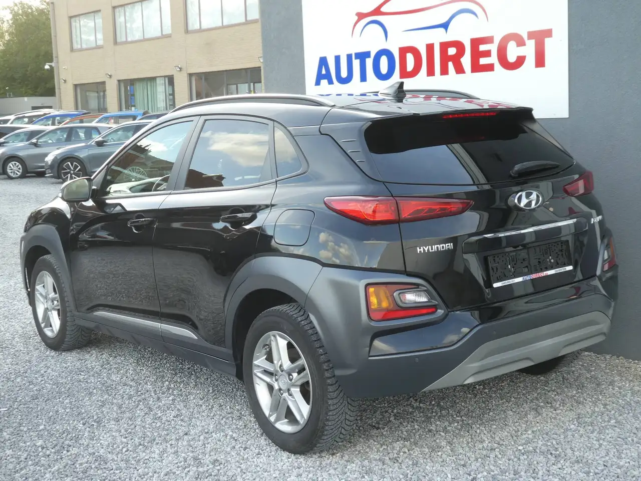 Hyundai KONA - 3