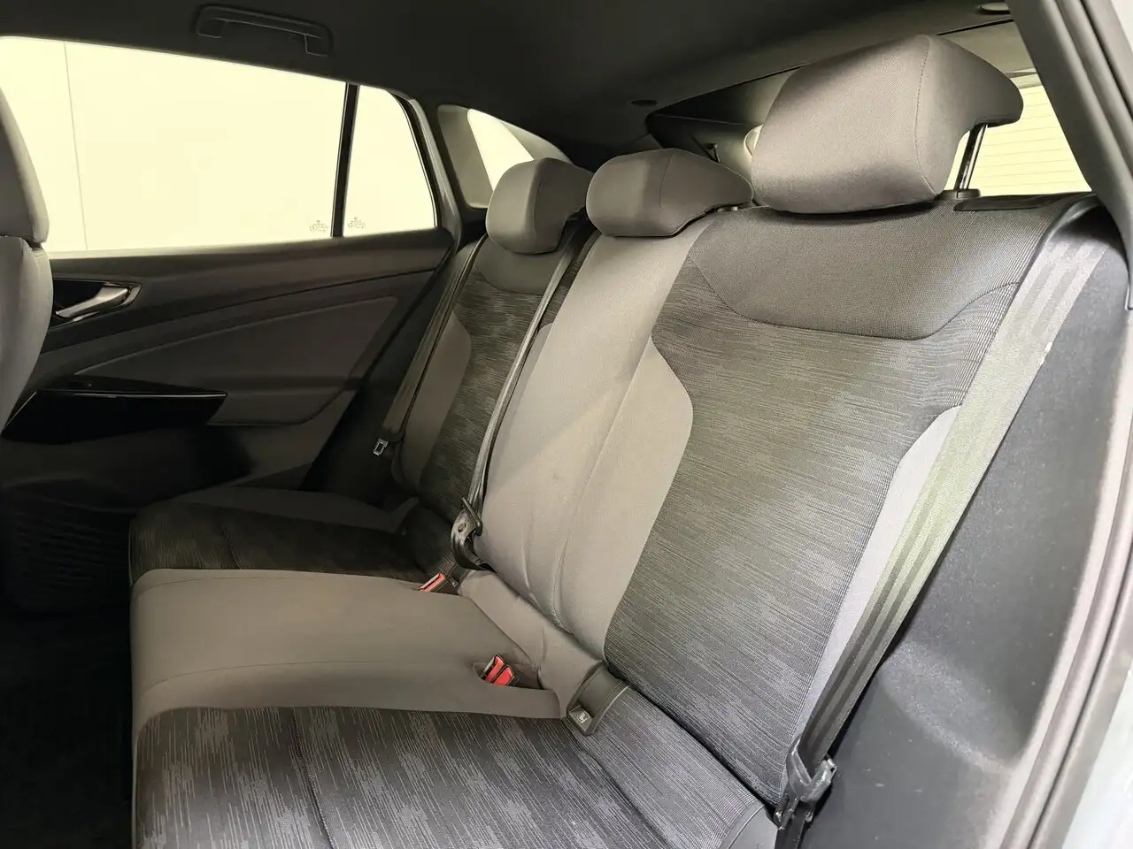 Volkswagen ID.4 - 9
