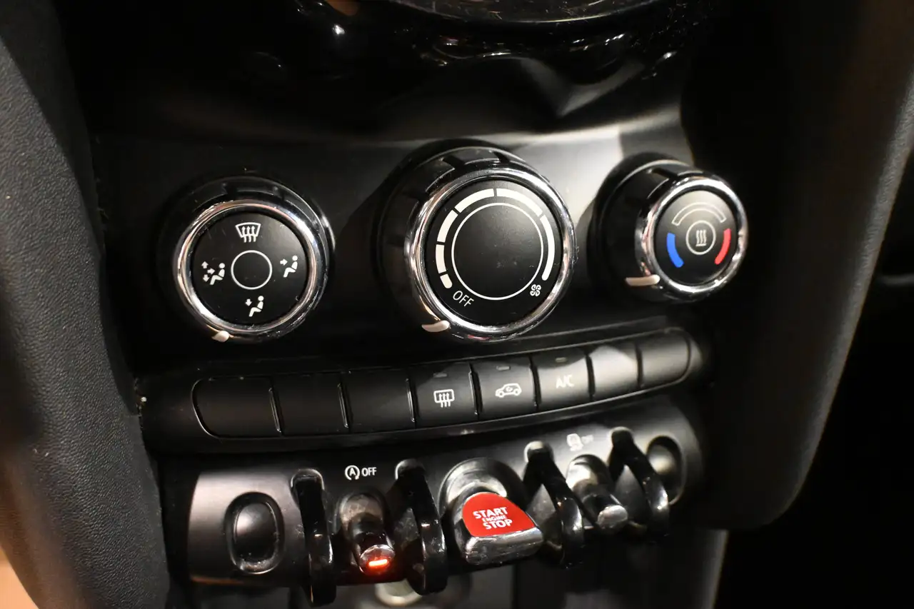 MINI Cooper D - 11