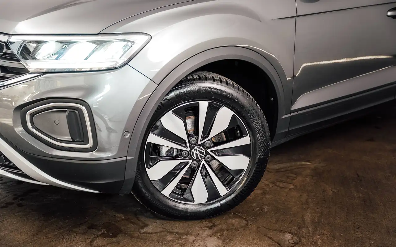 Volkswagen T-Roc - 6