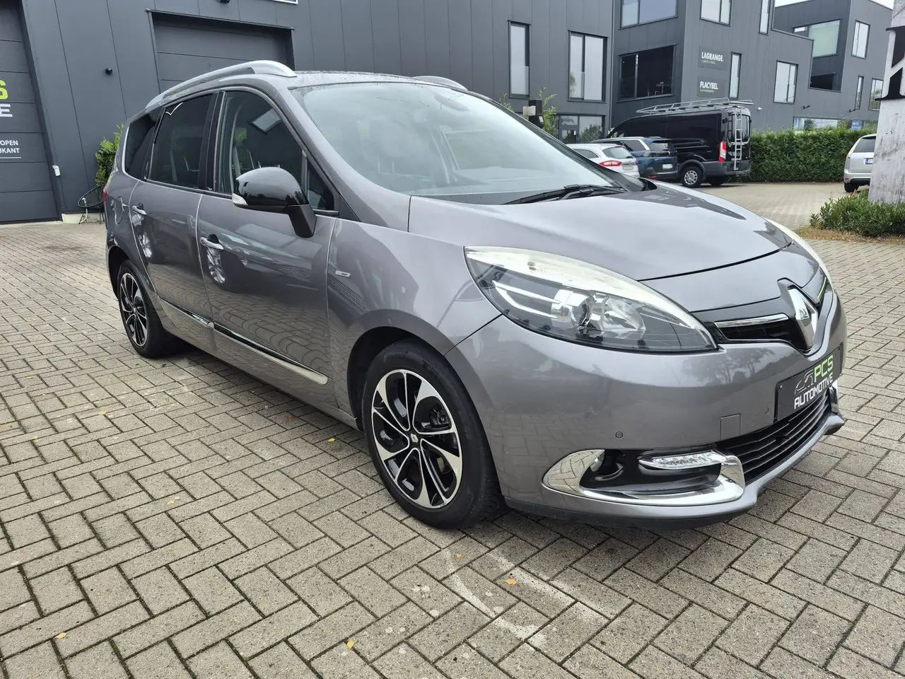 Renault Scenic - 3