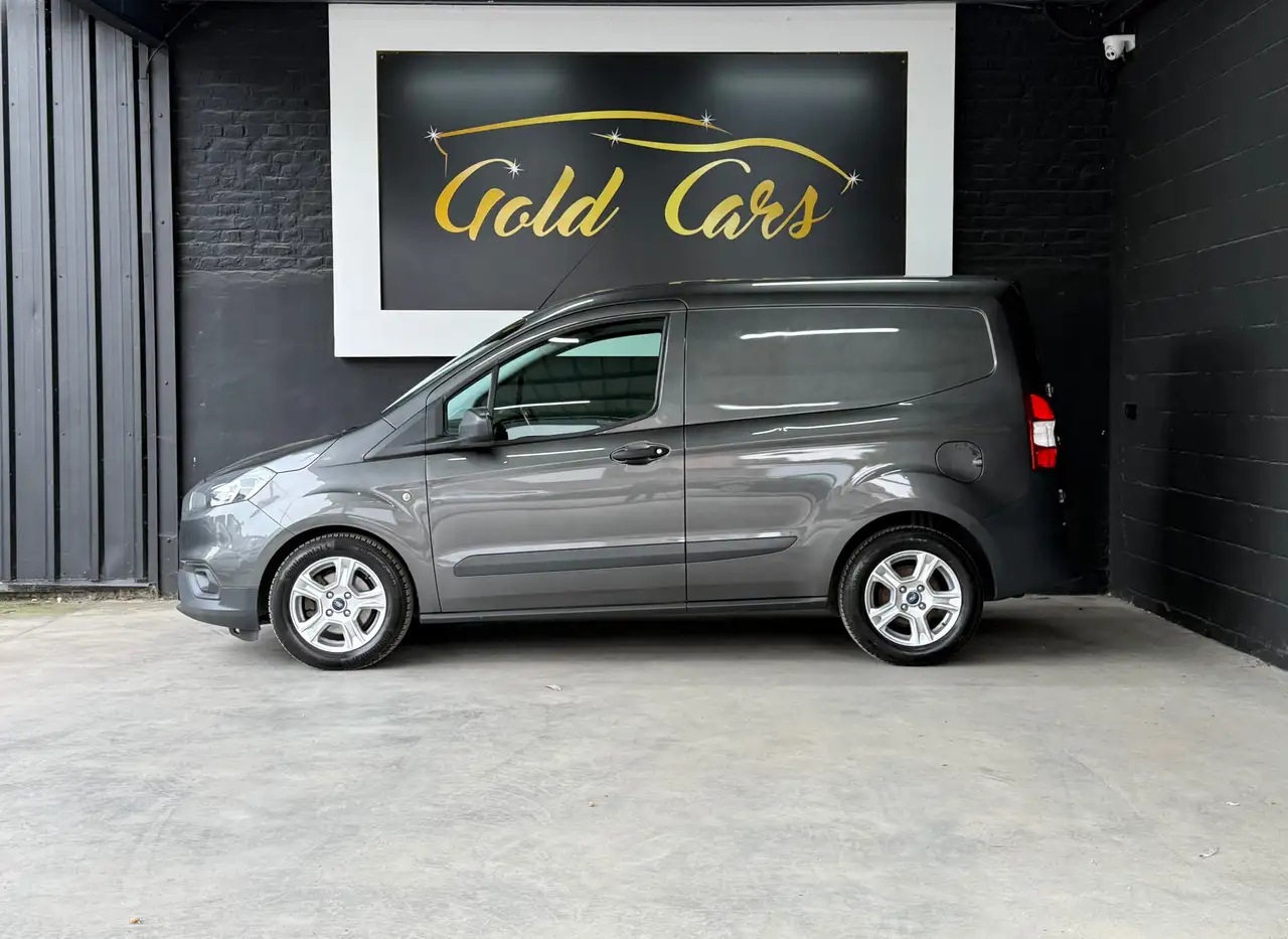 Ford Transit Courier - 3