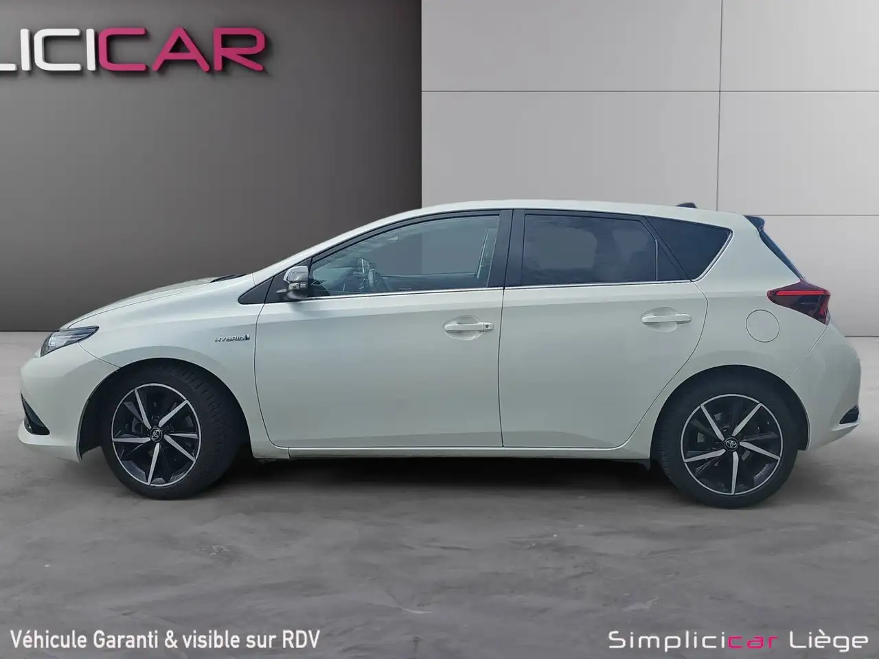 Toyota Auris - 4