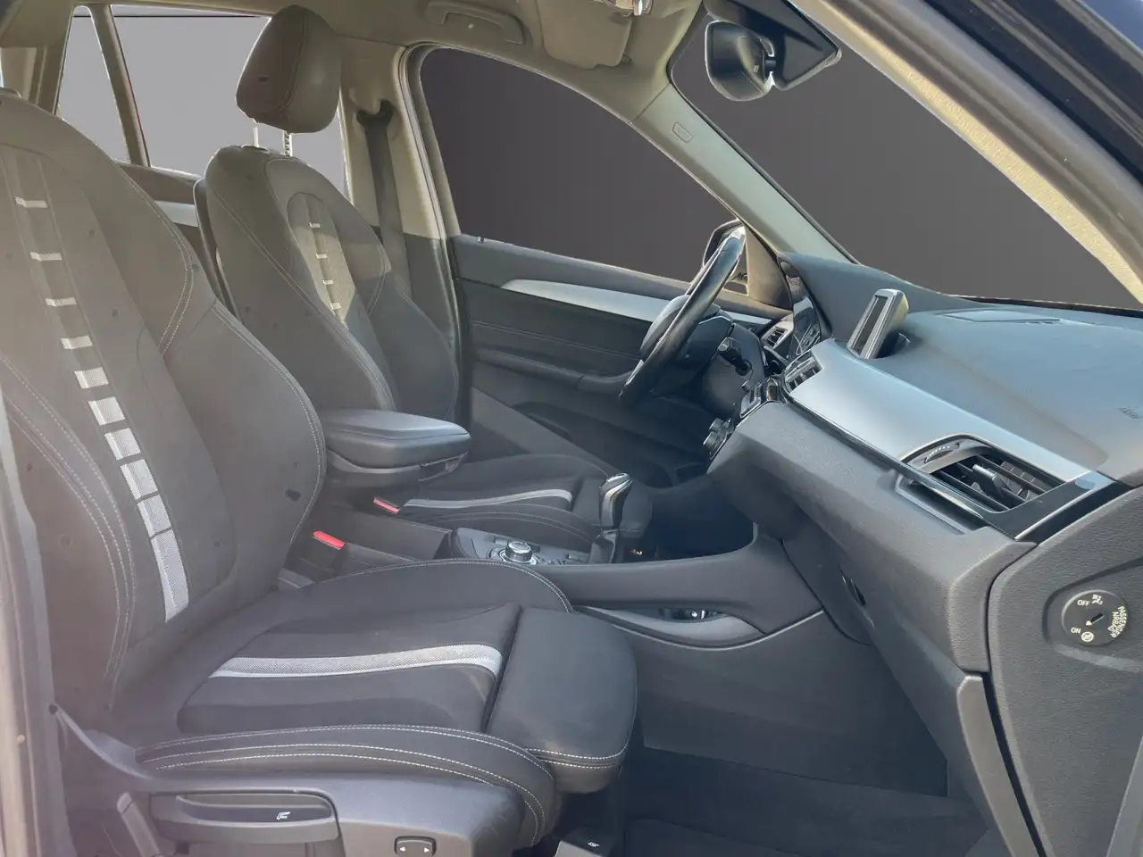 BMW X1 - 8