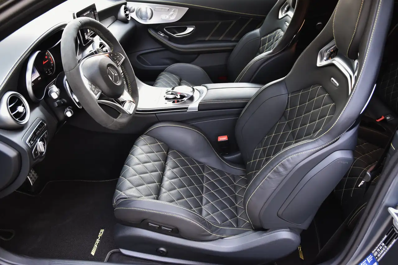 Mercedes-Benz C 63 AMG - 5
