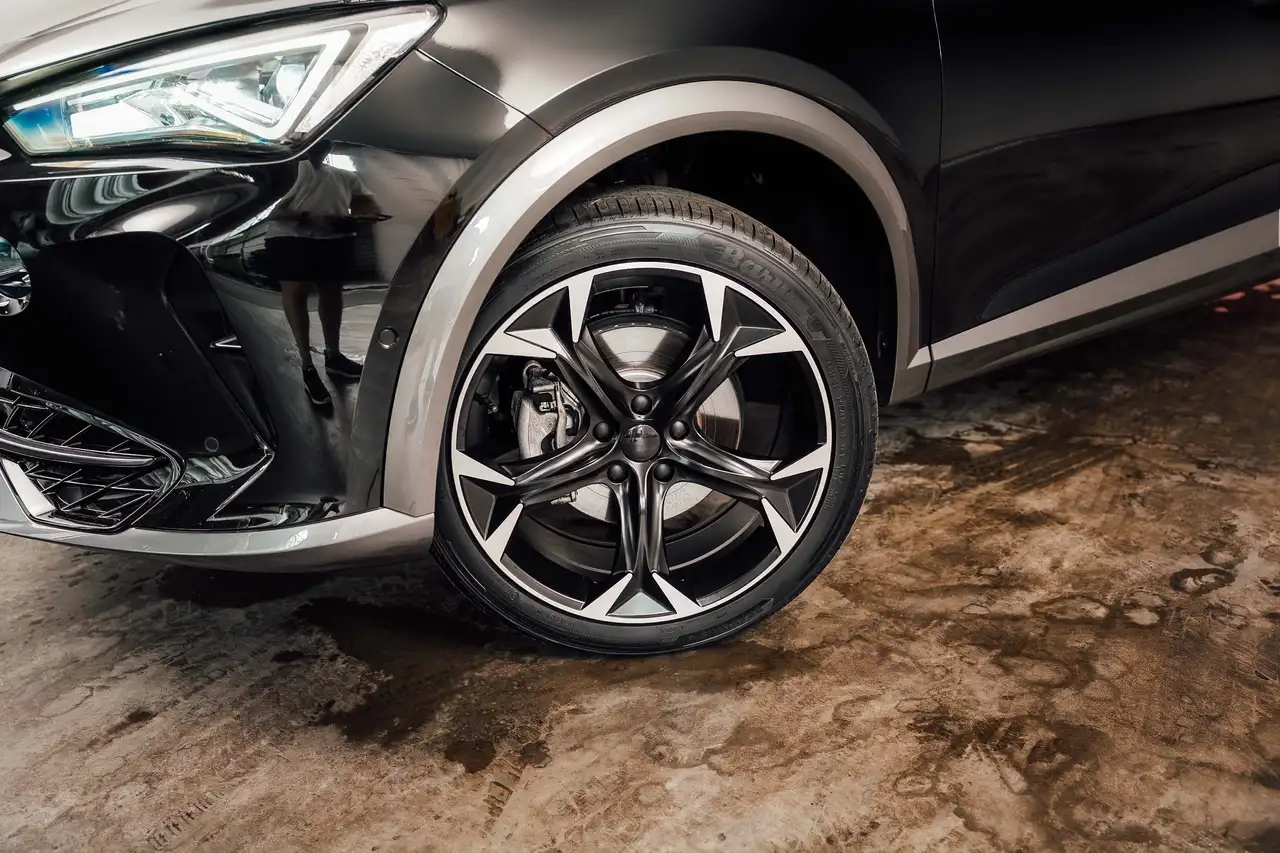 CUPRA Formentor - 5