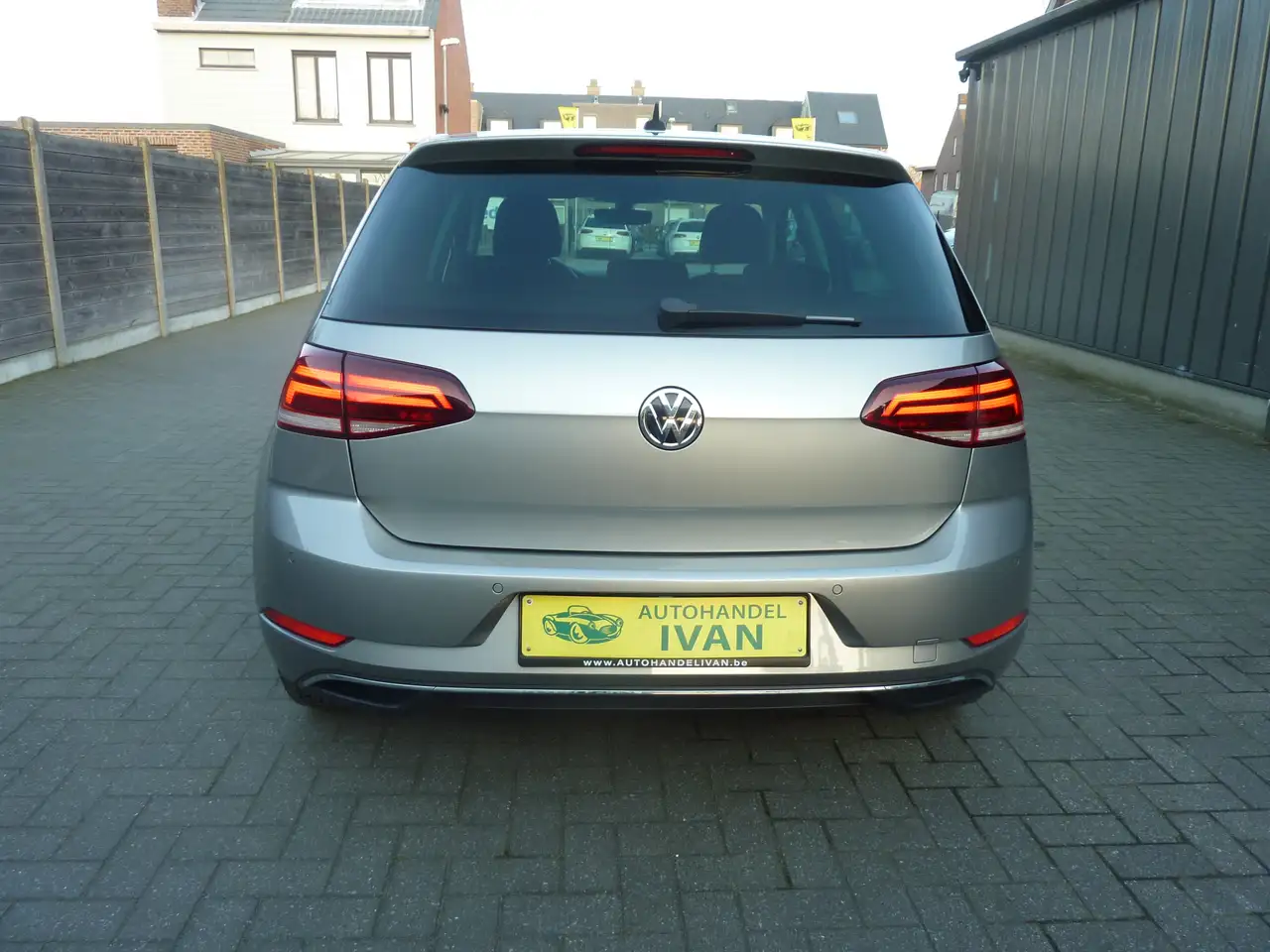 Volkswagen Golf - 5