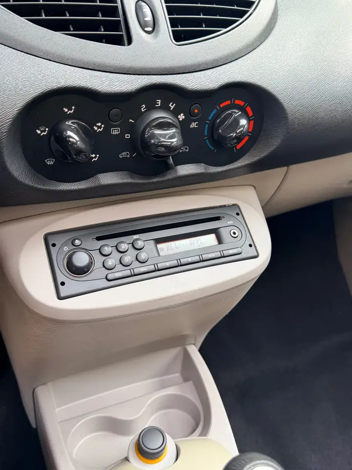 Renault Twingo - 10