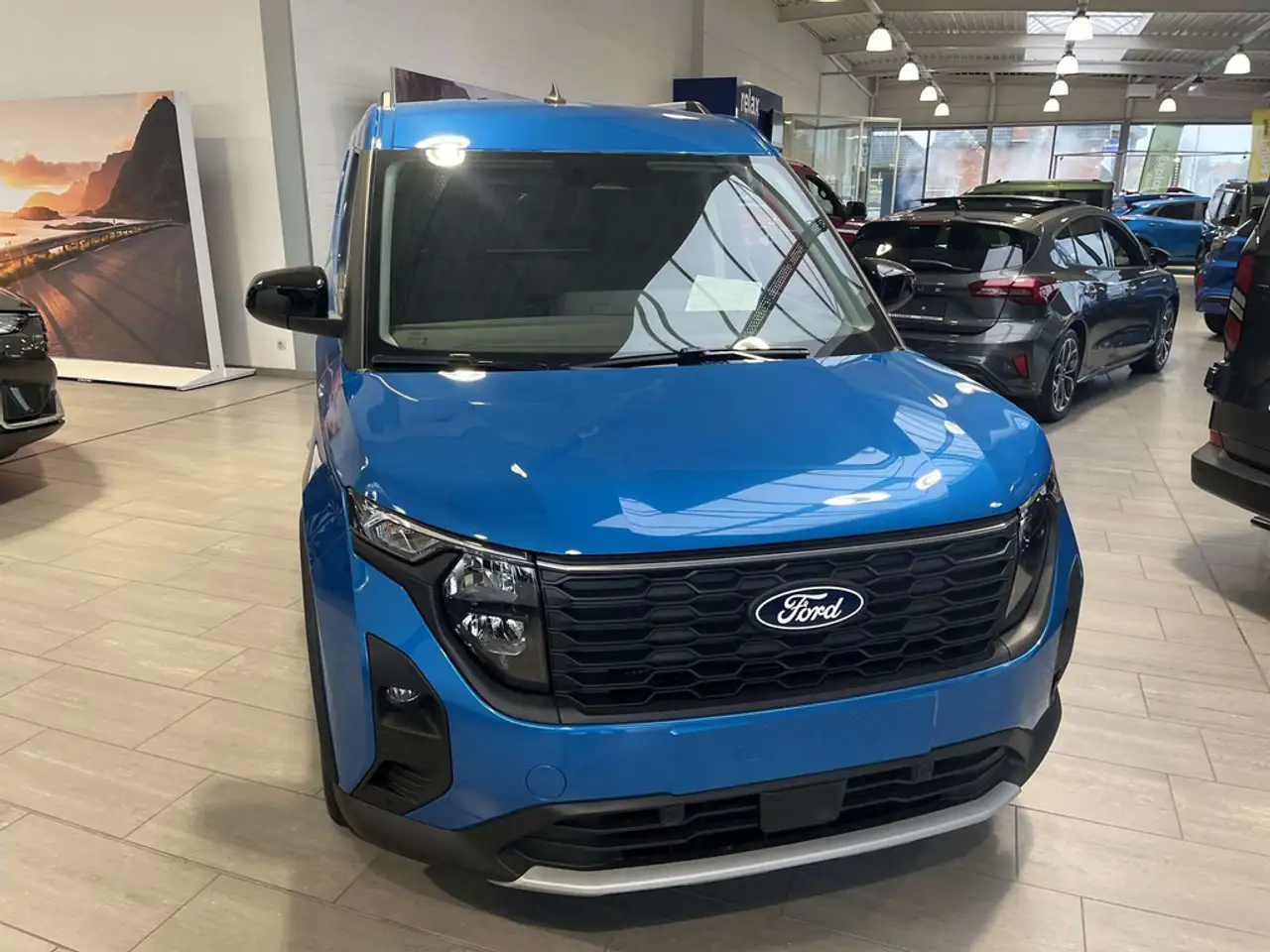 Ford Transit Courier - 2