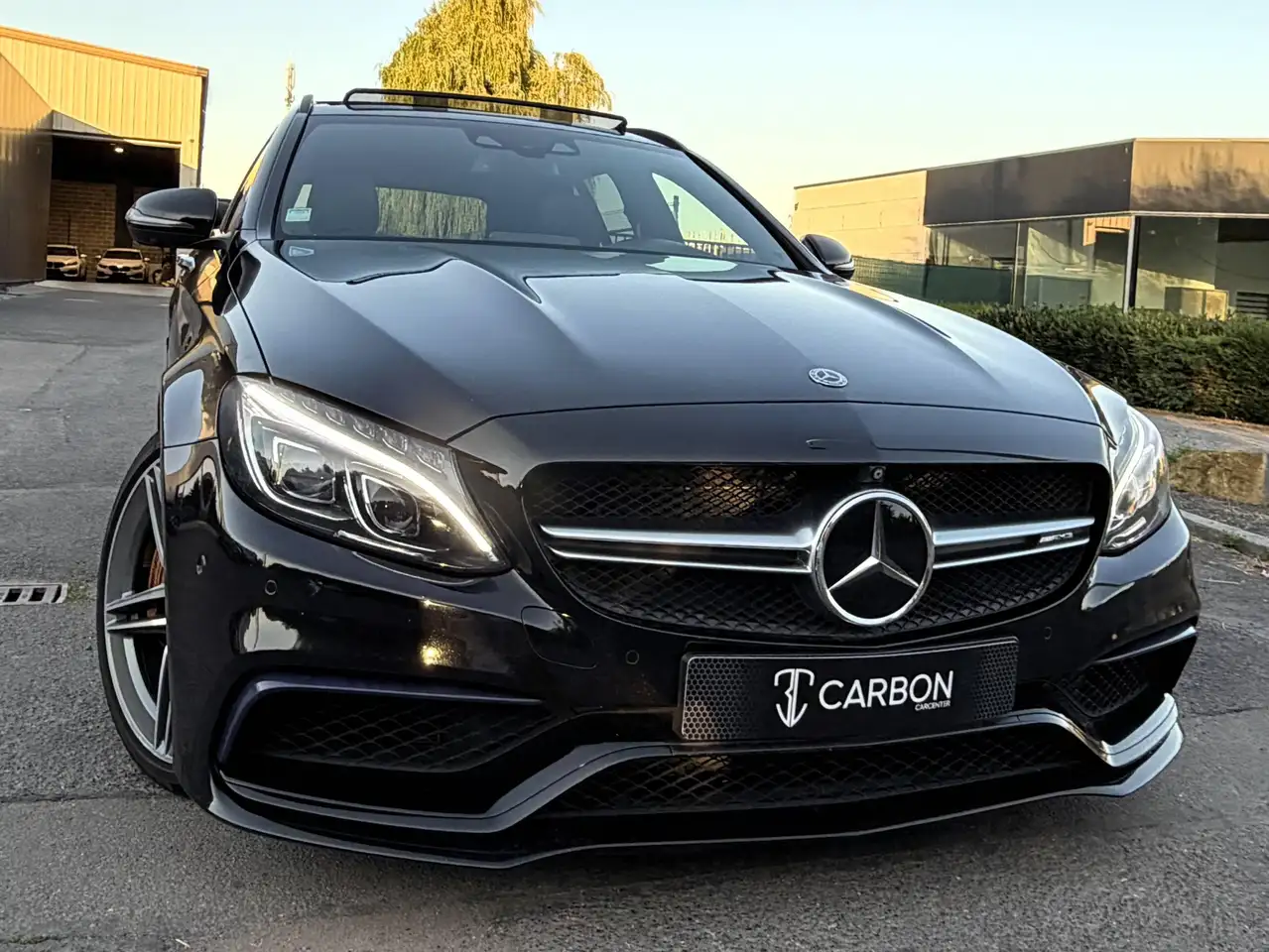 Mercedes-Benz C 63 AMG - 7