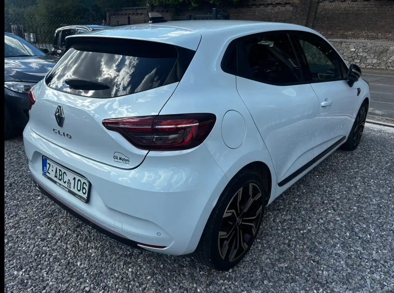 Renault Clio - 8