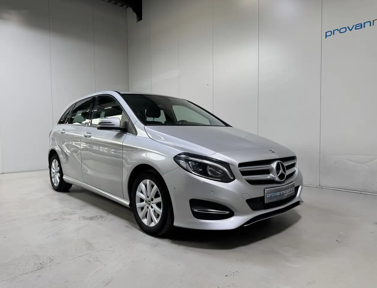 Mercedes-Benz B 180 - 5