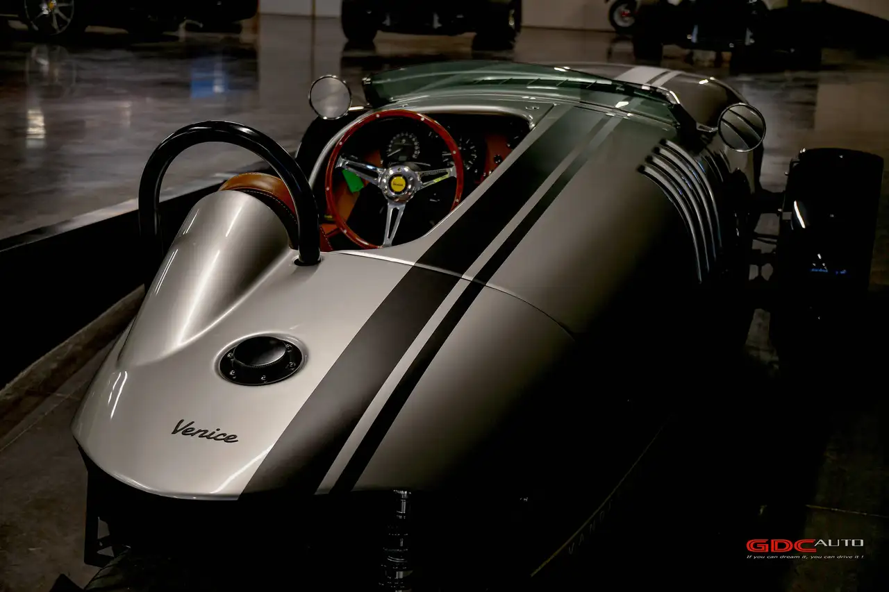 Vanderhall Venice Speedster - 5