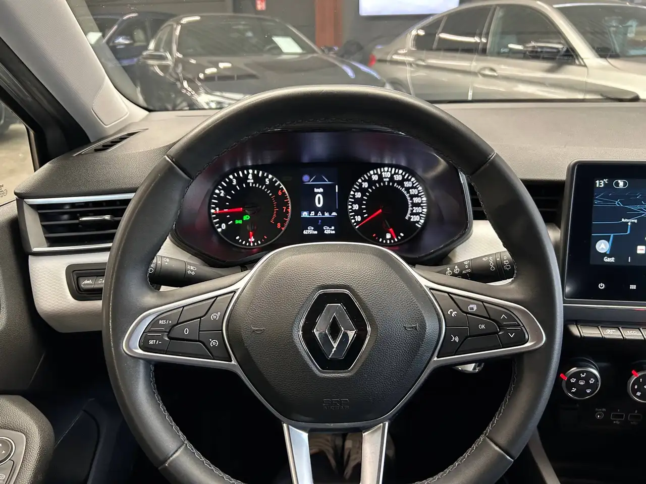 Renault Clio - 9
