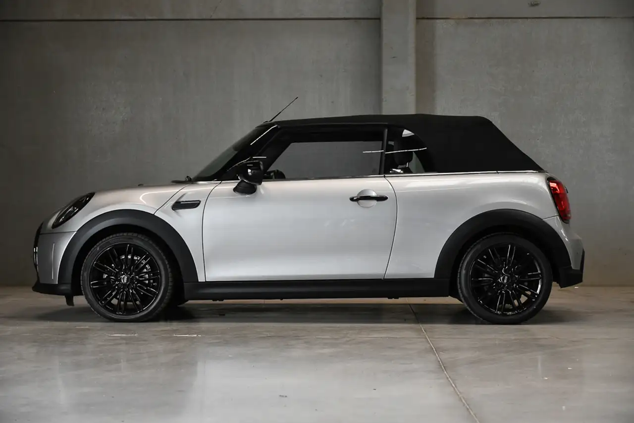 MINI Cooper Cabrio - 6