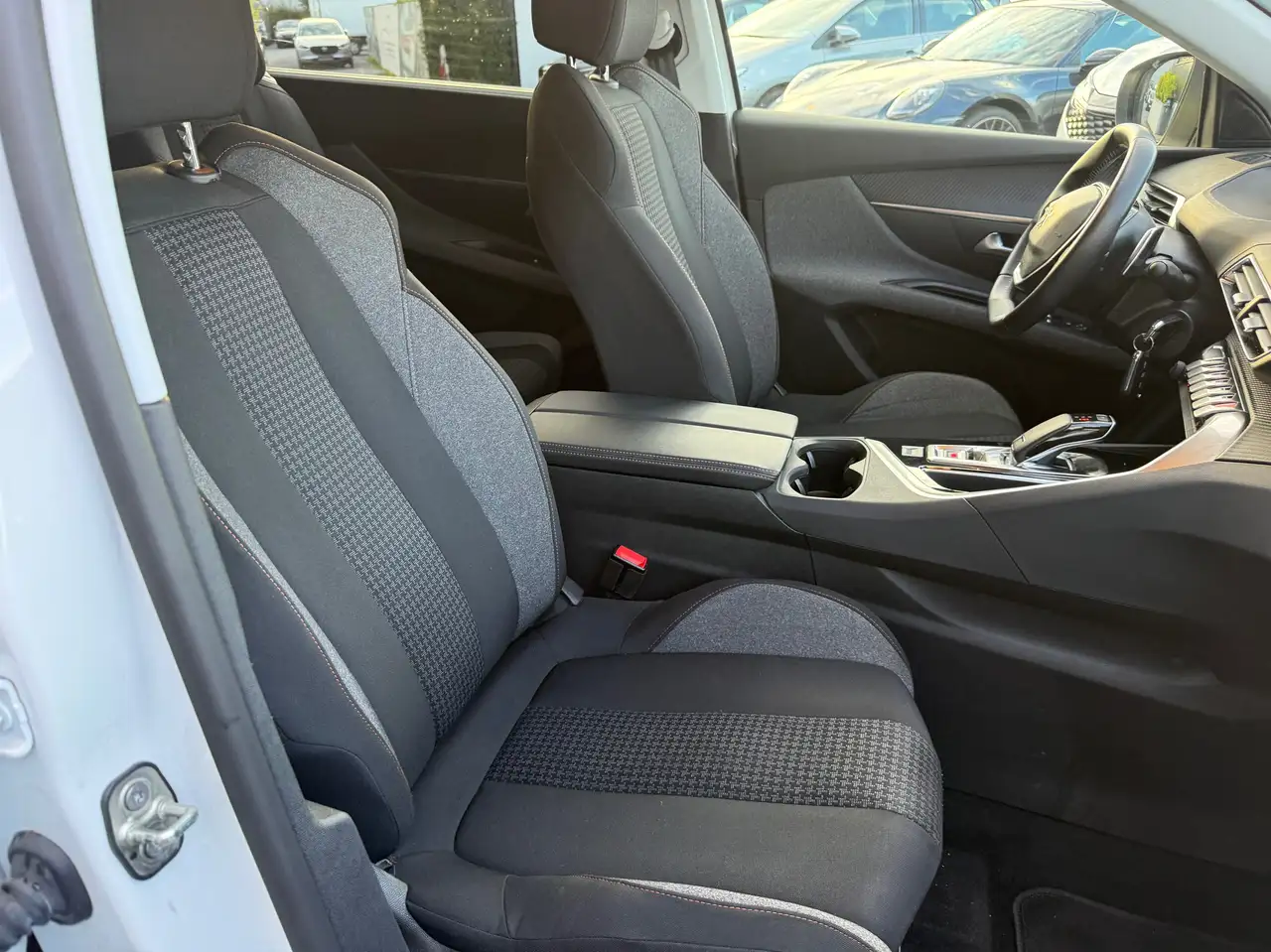 Peugeot 5008 - 11