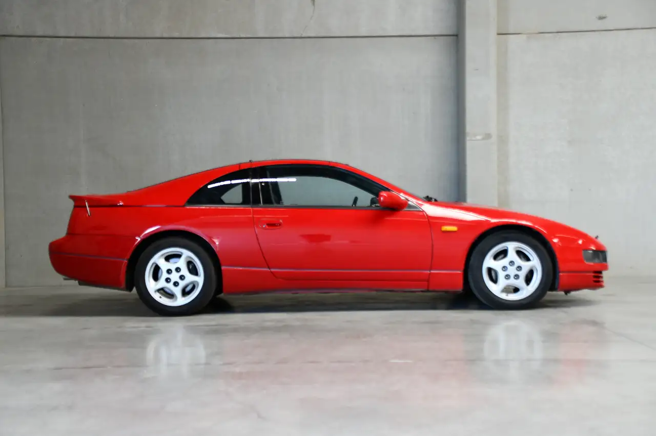Nissan 300 ZX - 6