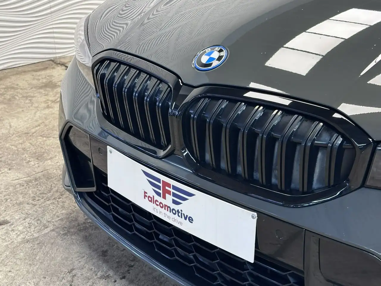 BMW 320 - 6