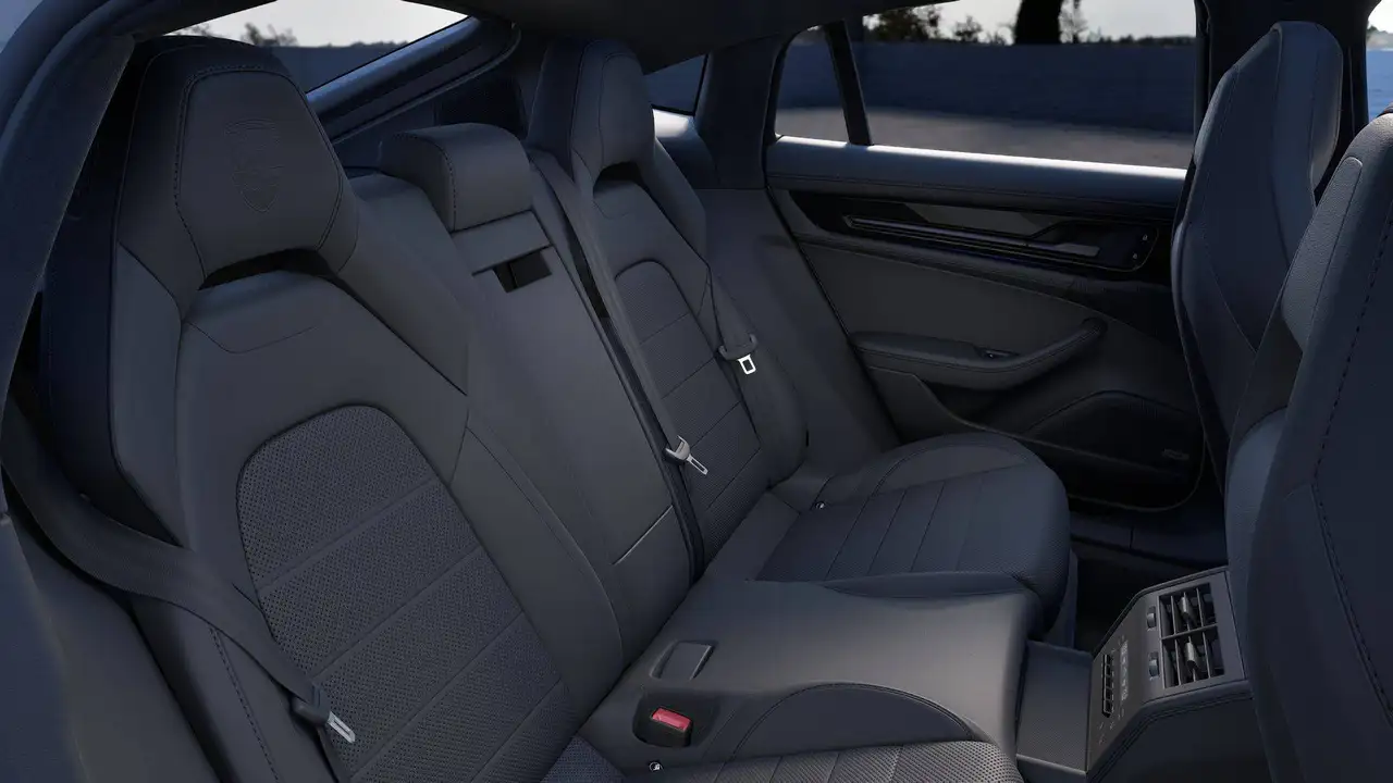 Porsche Panamera - 10