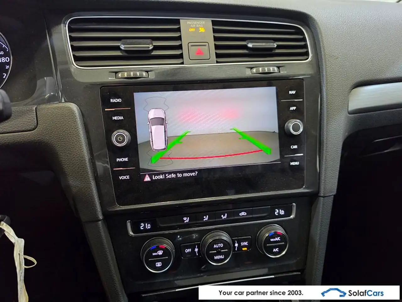 Volkswagen Golf - 9