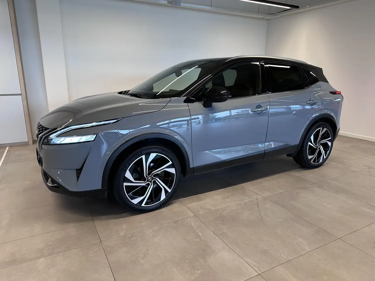 Nissan Qashqai - 4