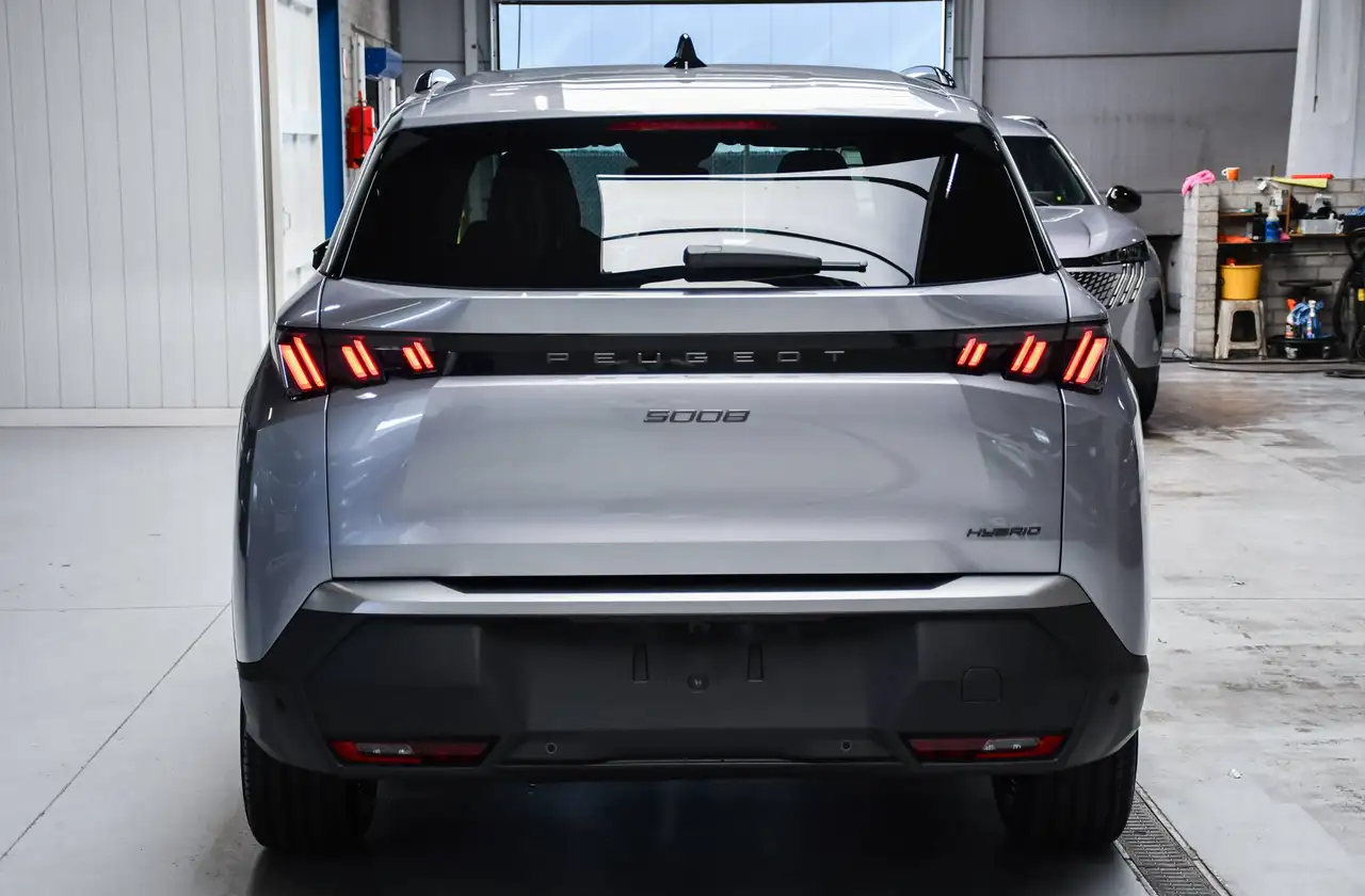 Peugeot 5008 - 5