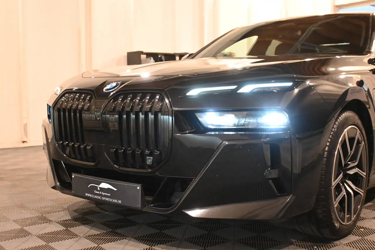 BMW 750 - 5