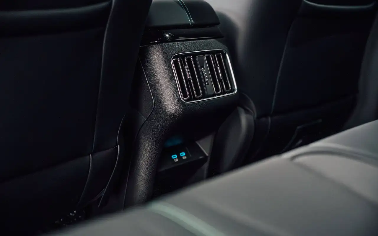 BYD Seal U - 10
